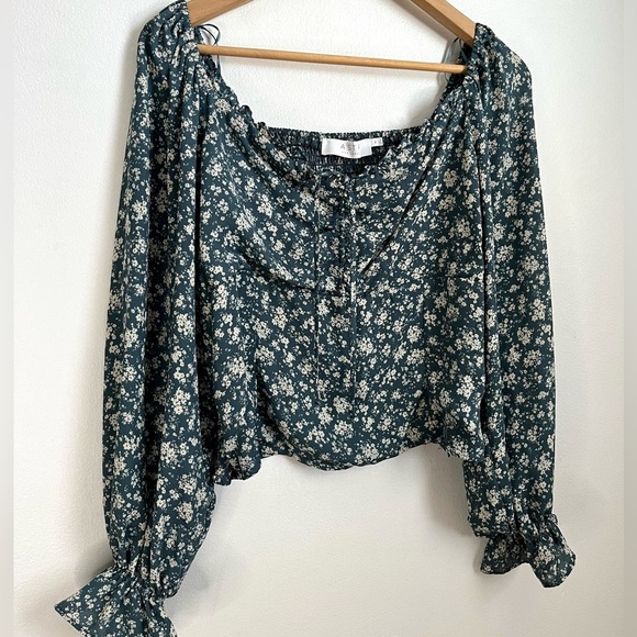 ASTR the Label Peasant Top Floral Print - Picture 3 of 14